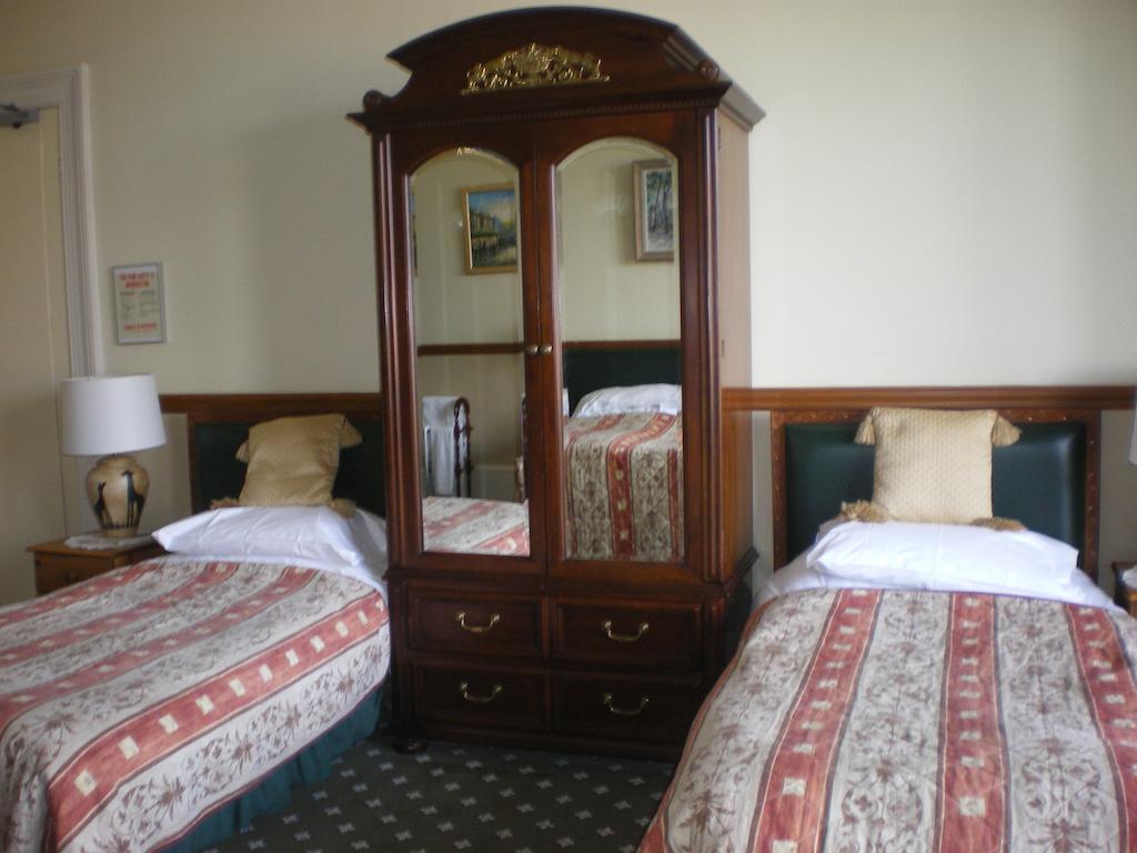 Langley Bank Guest House Ayr Bagian luar foto